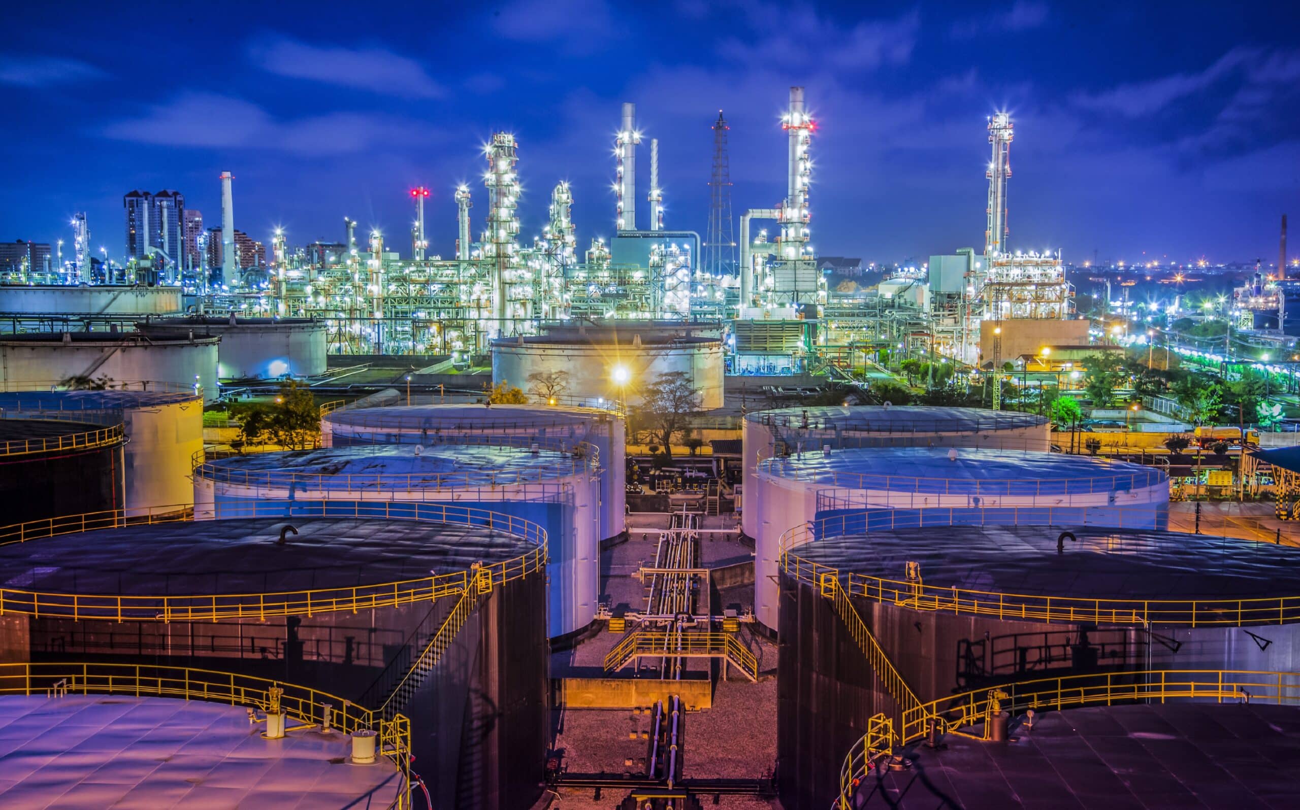 A refinery snapshot in the twilight of evening